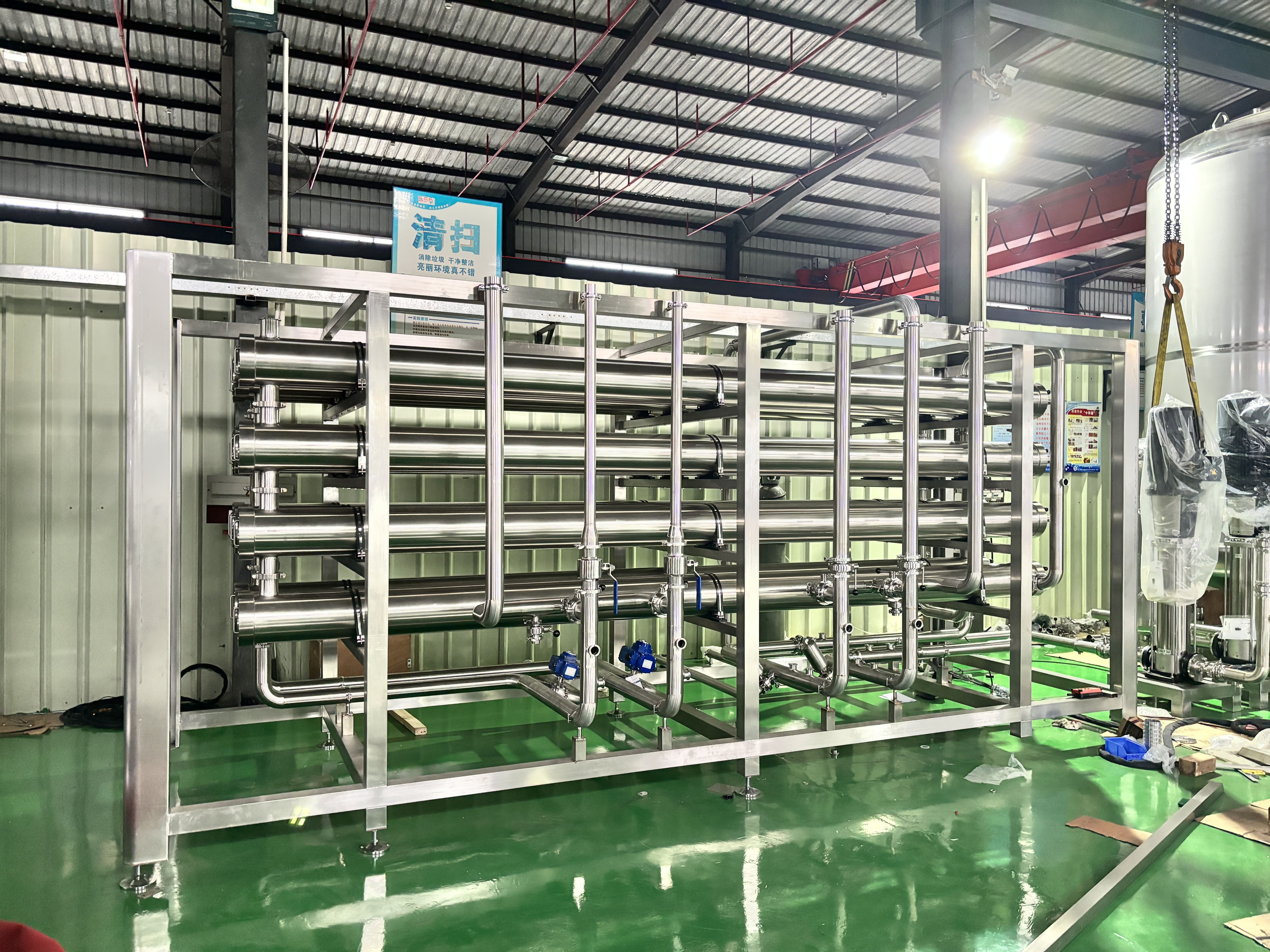 Choosing the Right Core: RO vs. UF in Beverage and Drinking Water Production